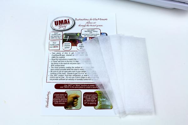 UMAi Dry® Dry-Aging Medium 30x60cm bags (3 pcs) + VacMouse®